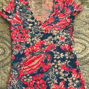 Lilly Pulitzer V-neck T-shirt XXS EUC